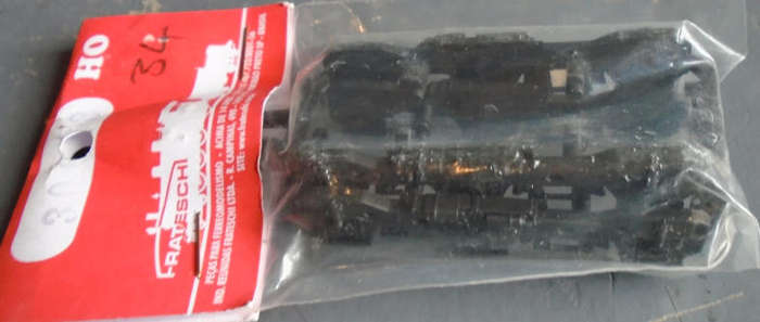 FRATESCHI HO SCALE - 2 X POWER BOGIES FOR CLASS 34 DIESEL LOCO, IN PKT