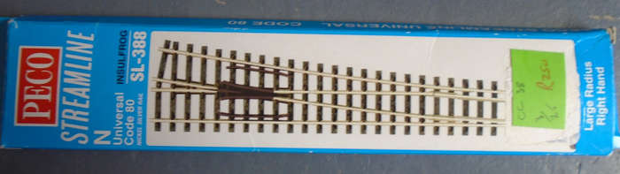 PECO N SCALE - SL-388 LONG RADIUS RH POINT, BOXED