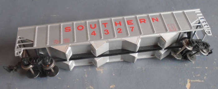 BACHMANN HO SCALE - SOUTHERN HOPPER WAGON