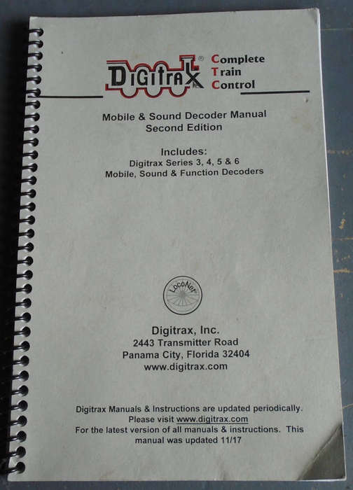 DIGITRAX ZEPHYR DCS51 WITH MANUALS & CABLE R4200.00