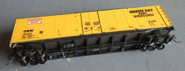 ROUNDHOUSE HO SCALE - GB&W CLOSED GOODS WAGON
