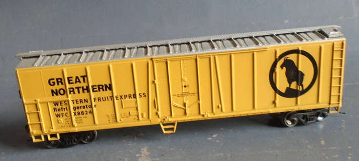 ATHEARN HO SCALE - GN FRUIT REFRIDGERATOR WAGON