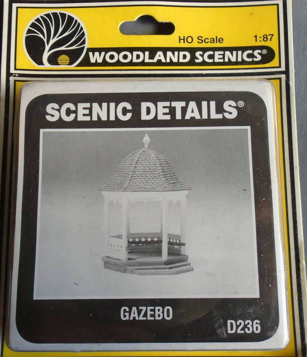 WOODLAND SCENICS HO SCALE - GAZEBO KIT, CARDED