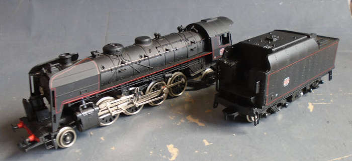 JOUEF HO SCALE - SNCF 2-8-2 STEAM LOCO & TENDER, BOXED
