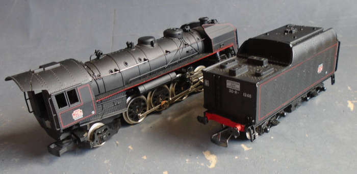 JOUEF HO SCALE - SNCF 2-8-2 STEAM LOCO & TENDER, BOXED