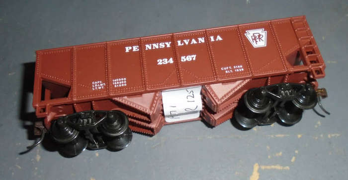 BACHMANN HO SCALE - PENNSYLVANIA COAL HOPPER