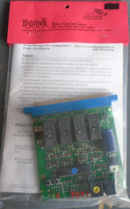 DIGITRAX PM42 POWER MANAGER FOR 4 INDEPENDENT POWER SUB-DISTRICTS, IN PKT