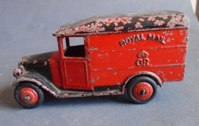 DINKY -  c1948 ROYAL MAIL POST DELIVERY VAN