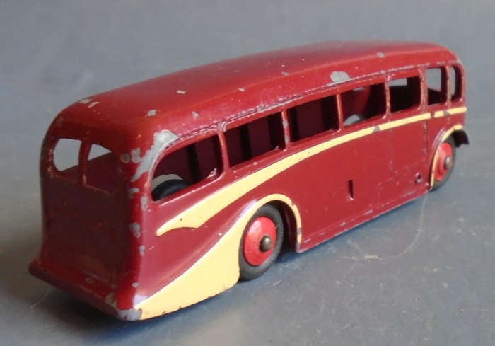 DINKY -  EARLY LUXURY COACH