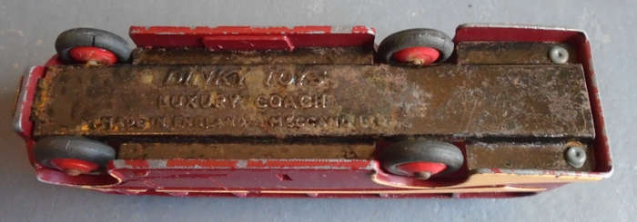 DINKY -  EARLY LUXURY COACH