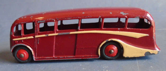 DINKY -  EARLY LUXURY COACH