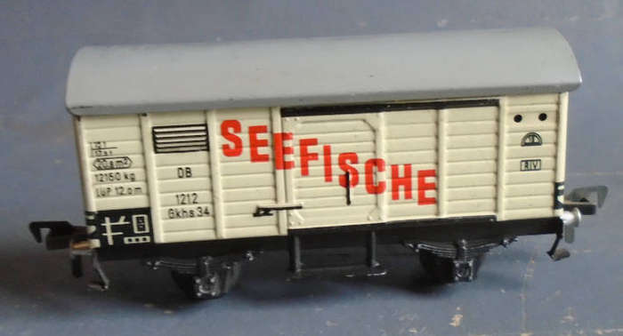 FLEISCHMANN HO SCALE - TIN PLATE DB SEEFISCHE GOODS WAGON, MADE IN US ZONE