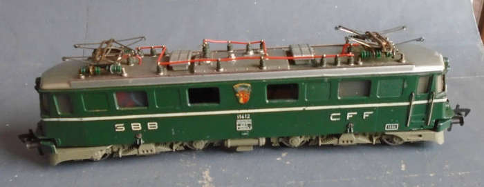 FLEISCHMANN HO SCALE - SBB FFS ELECTRIC LOCO, WITH SWITCH FOR PANTOS, AS PER FOTOS