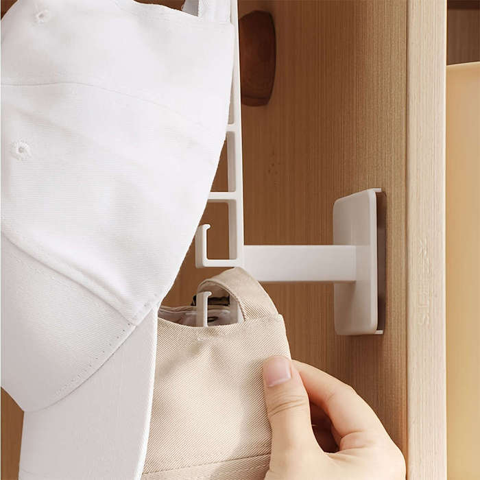 Durable Plastic Hat Storage Rack