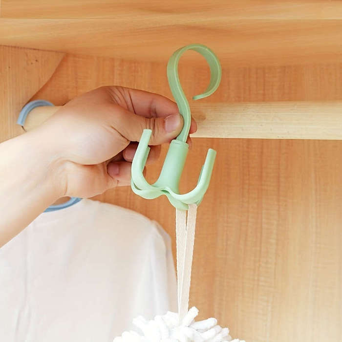 1 x Classic Style Plastic 360 Swivel Garland Hook