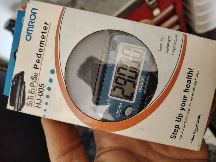 Step counters / pedometers * LOT of x6 *