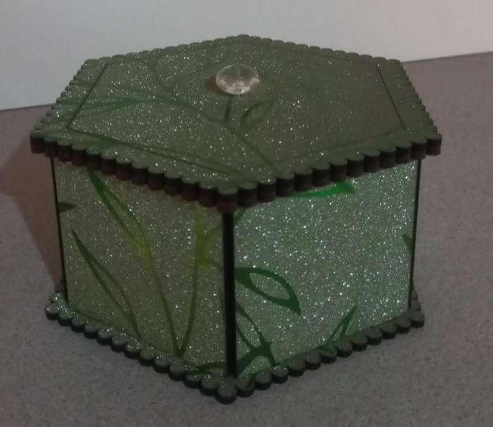 Green leaf hexagon gift box 300x300x150
