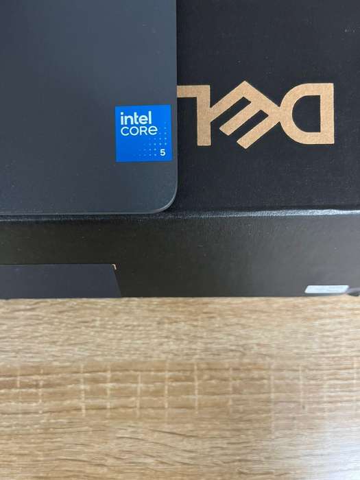 Dell Pro 16 PC16250 Intel Core 5