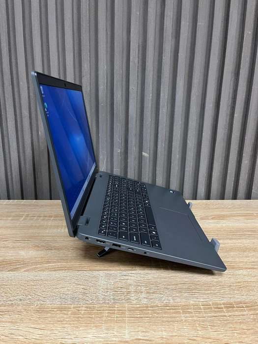 Dell Latitude 3550 Intel Core Ultra 7 155U
