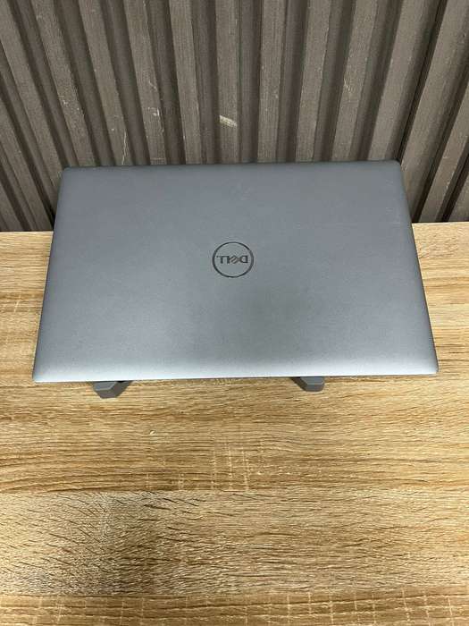 Dell Latitude  5530 Core i7 vPro 12th Gen