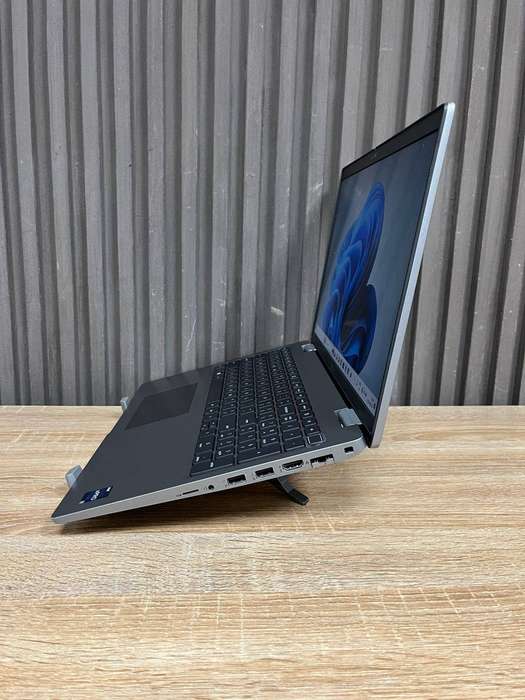 Dell Latitude  5530 Core i7 vPro 12th Gen