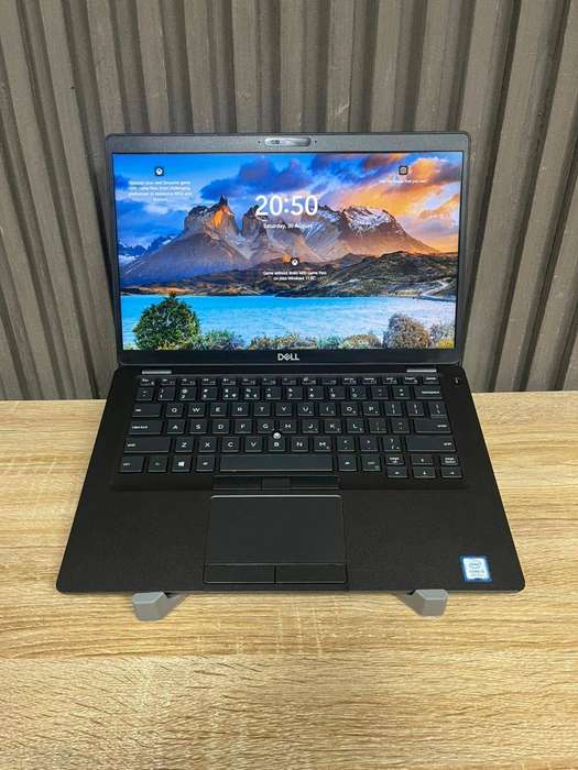 Dell Latitude  5400 Core i5 8th Gen