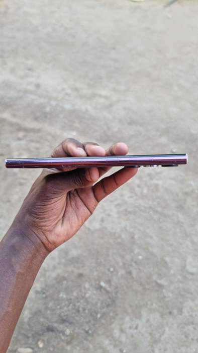Faulty Samsung Galaxy S22 Ultra 128GB