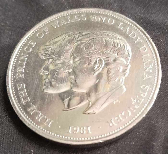 HRH Prince of Wales & Lady Diana 1981 commemorative coin