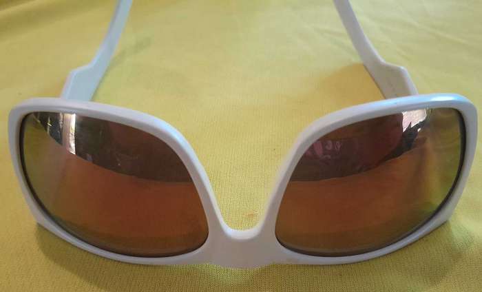 Bondiblu sunglasses