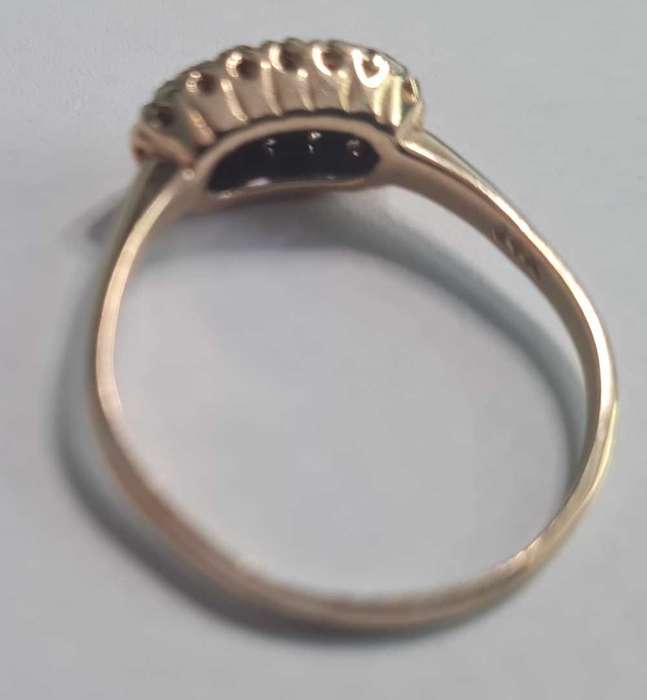 Diamond and blue sapphire ring