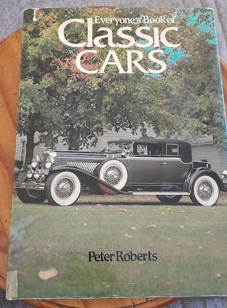 Everyone's Book of Classic Cars-Peter Roberts