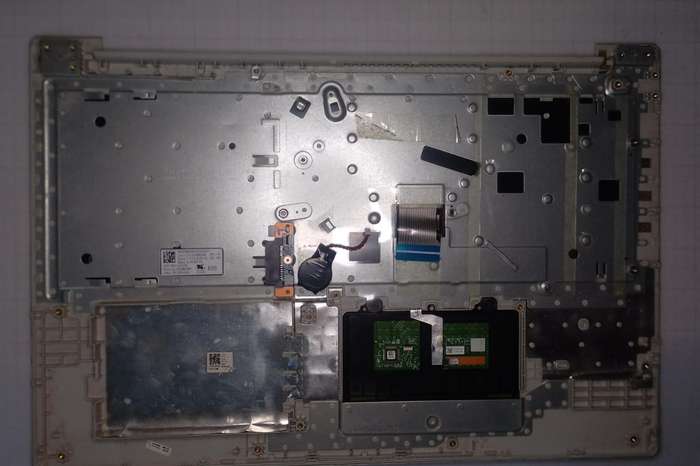 (D)Lenovo Ideapad 330-15IGM 330-15AST Palmrest Touchpad w/ keyboard AP18C000190