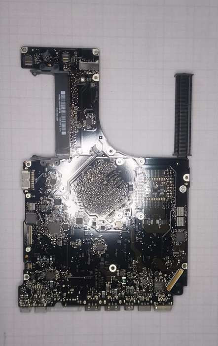 (D)MACBOOK PRO 15" A1286 2324 2009 LOGIC BOARD 820-2533-B