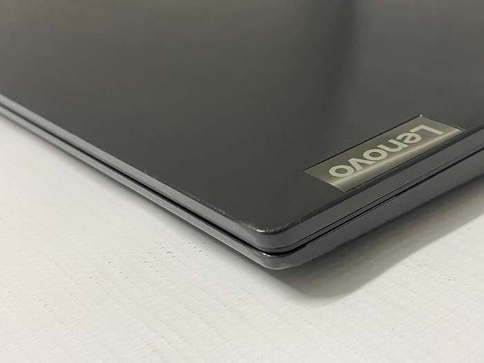 Lenovo IdeaPad S145-Notebook PC Core i5-1035G1 (10th Gen) 8GB RAM / 256GB SSD + Free Wireless Mouse