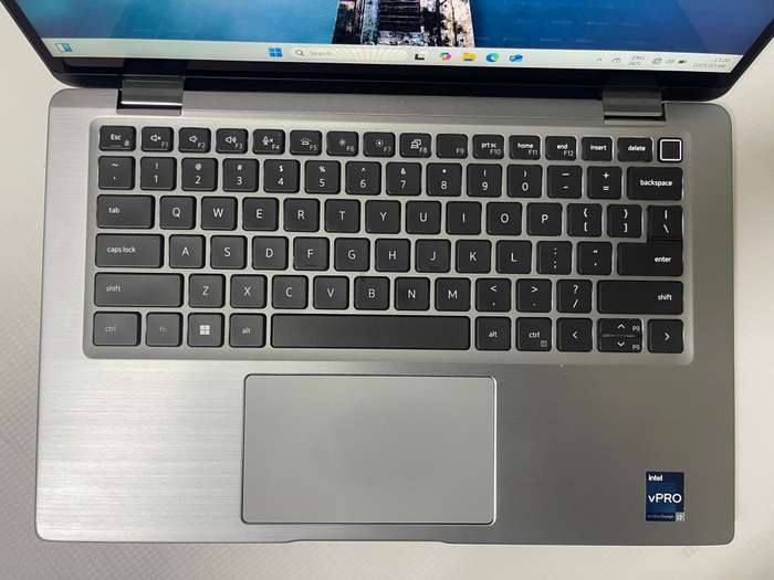 Dell Latitude 7430 14" FHD 2-in-1 Touchscreen Intel vPro i7-1265U (12th Gen) 16GB RAM 512GB Laptop