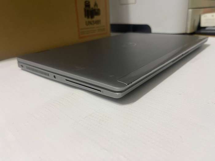 Dell Latitude 7420 2-in-1 14" Touchscreen Convertible Laptop Intel Core i7-1165G7 512GB SSD 16GB RAM