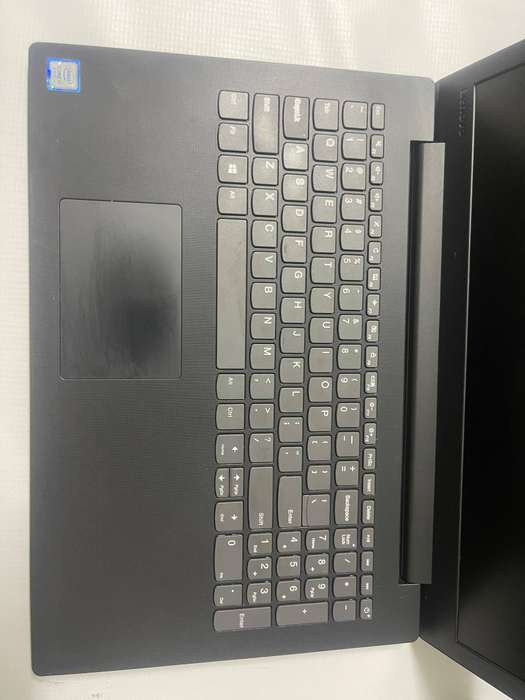 Lenovo Ideapad 130 8th Gen Intel Core i7-8550U / 8GB DDR4 RAM / 256GB SSD / 15.6" HD