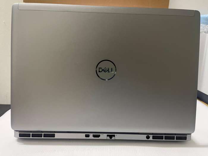 Dell Precision 15 7560 i7 11850H / 32GB/ 1TB SSD / 15.6 FHD Display / 4GB NVIDIA Dedicated Graphics