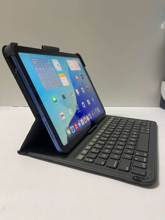 Apple iPad 10th Gen 64GB Wifi + Cellular - Blue - w/ Keyboard pouch - USB-C Cable