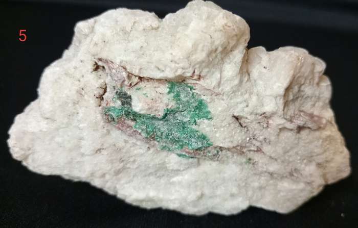 Cactus quartz with Malachite