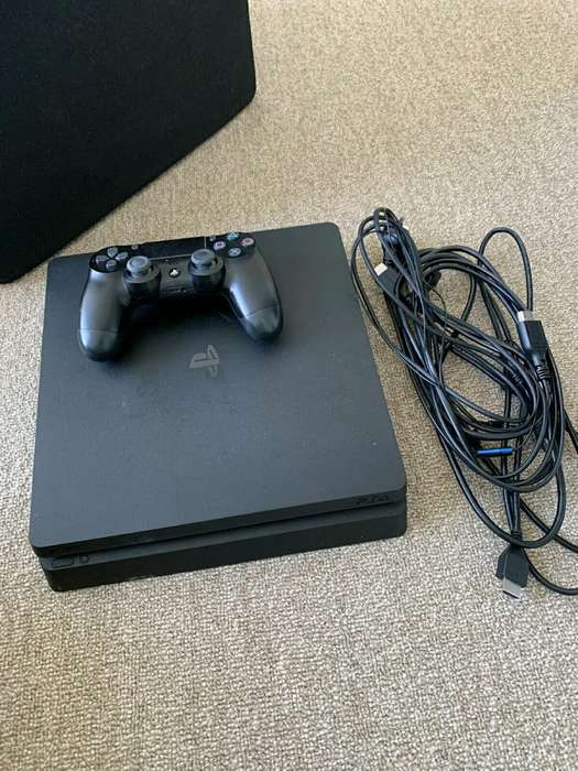 PS4 Slim 1TB