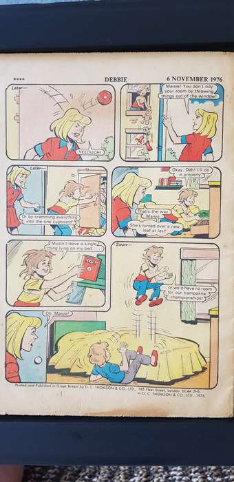 VINTAGE 1976 DEBBIE COMIC BOOK NO: 195 .