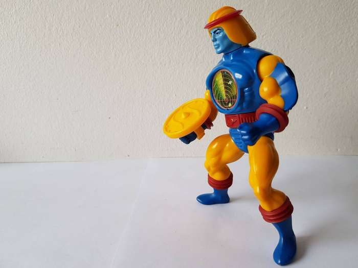 ORIGINAL 1984 SY-KLONE ACTION FIGURE FROM THE MASTERS 0F THE UNIVERSE - MOTU - MATTEL