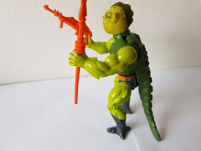 ORIGINAL WHIPLASH ACTION FIGURE FROM 1981 & MEMBER OF THE EVIL WARRIORS - MASTERS OF THE UNIVERSE.