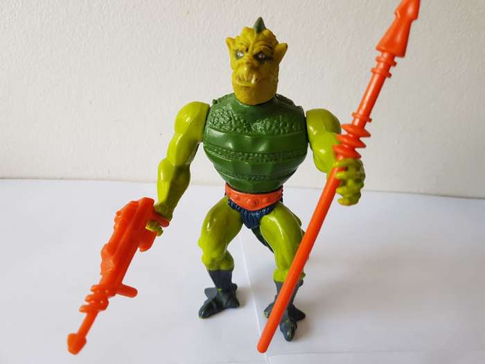 ORIGINAL WHIPLASH ACTION FIGURE FROM 1981 & MEMBER OF THE EVIL WARRIORS - MASTERS OF THE UNIVERSE.