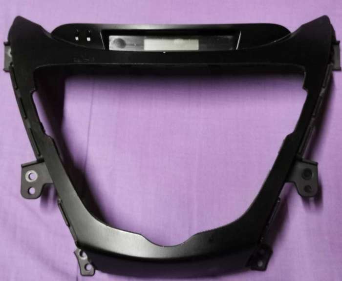 2012 Hyundai Elantra Radio Trim Bezel with watch