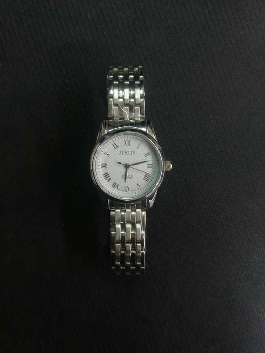 Silver justin couple watch set: Elegant and affordable luxury