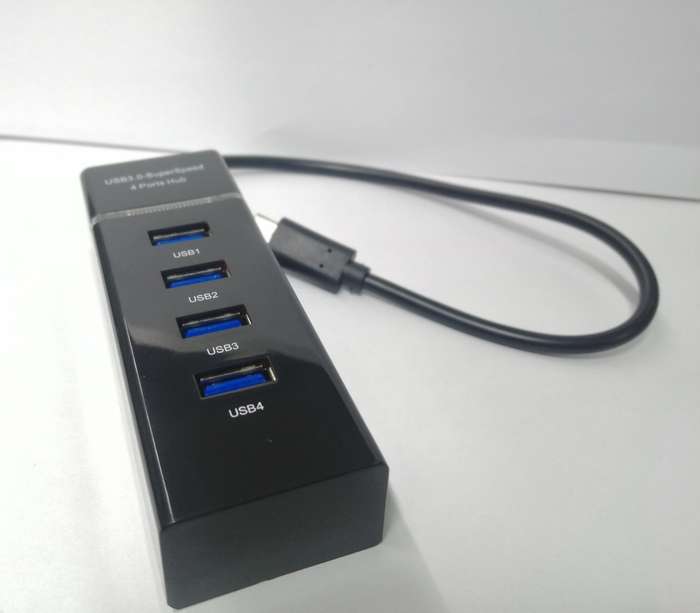 USB 4-Port Hub with Type-C Connector