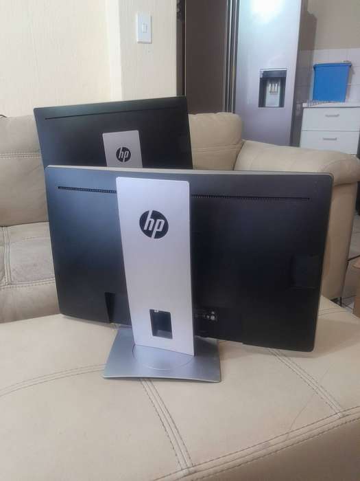 HP EliteDisplay E232 23" 16:9 IPS FHD Monitor (1920 x 1080 Resolution) VGA, Display Port and HDMI