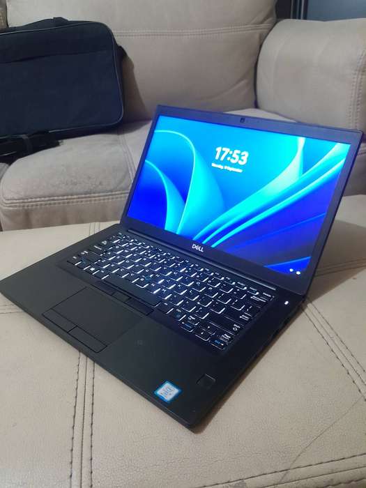 Dell Latitude 7490 Intel Core i7-8650U 8GB DDR4 RAM, 256GB SSD 14" FHD Windows 11 Pro